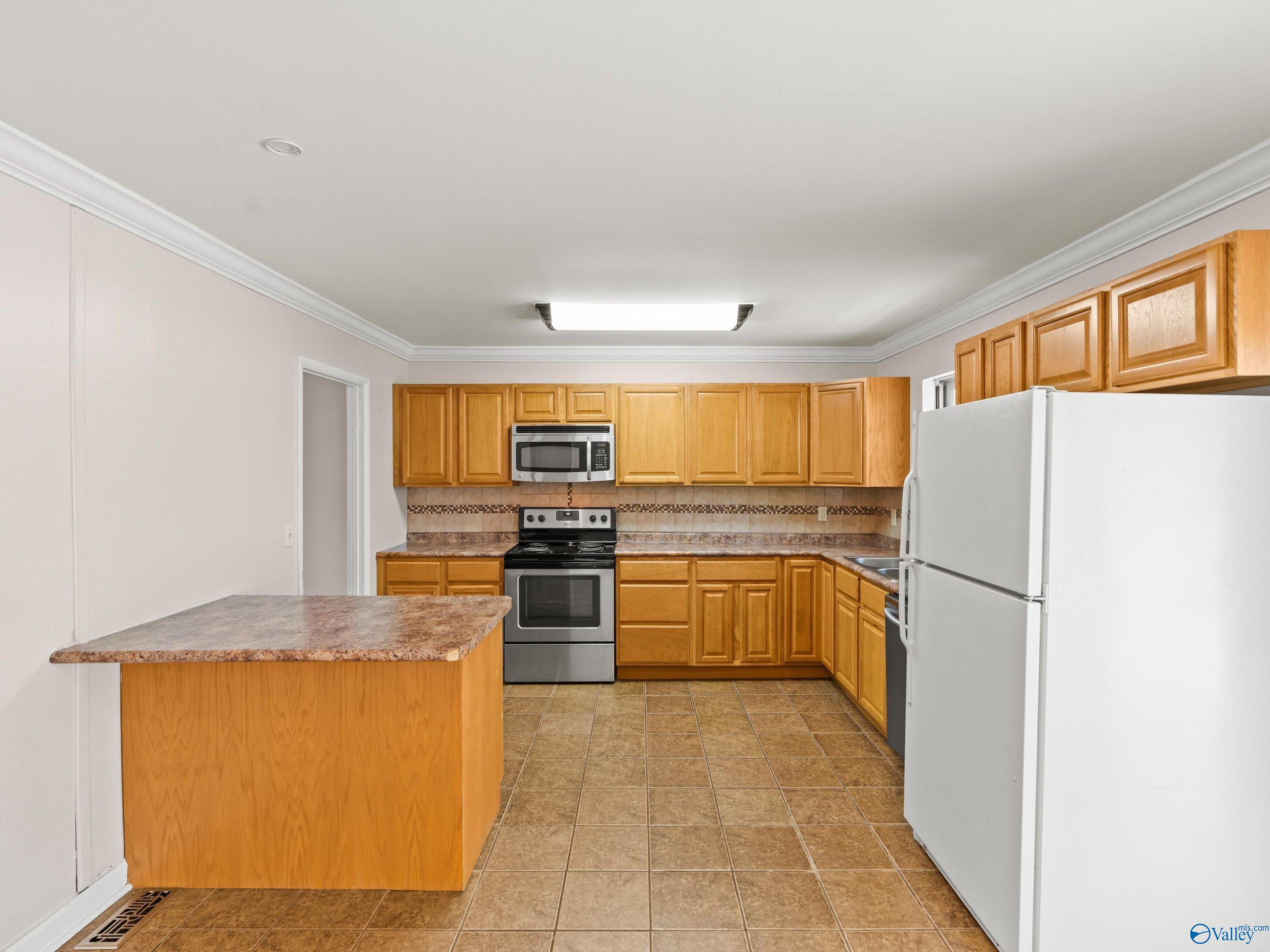 3706 Pecan Grove Drive NW