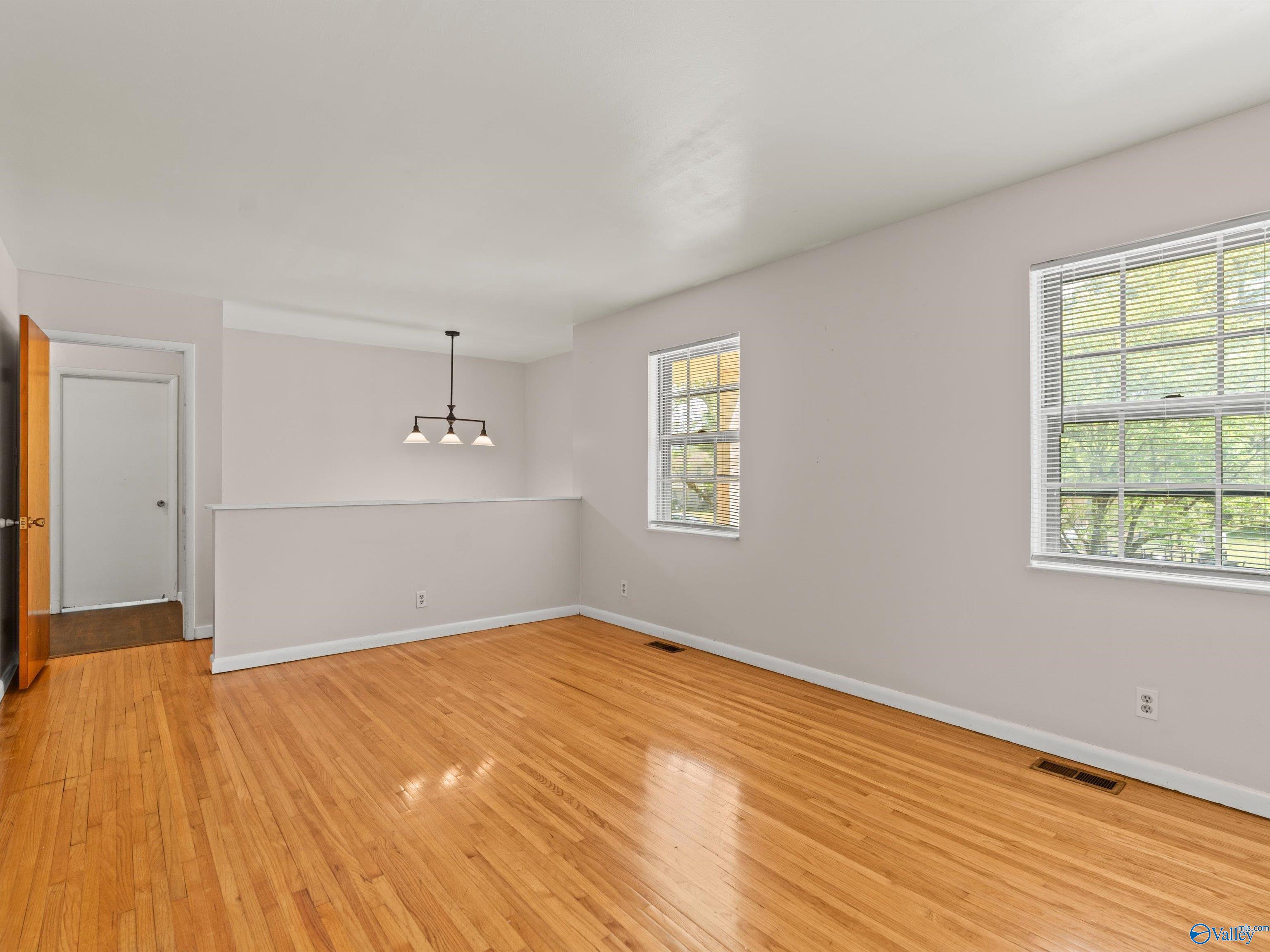 3706 Pecan Grove Drive NW