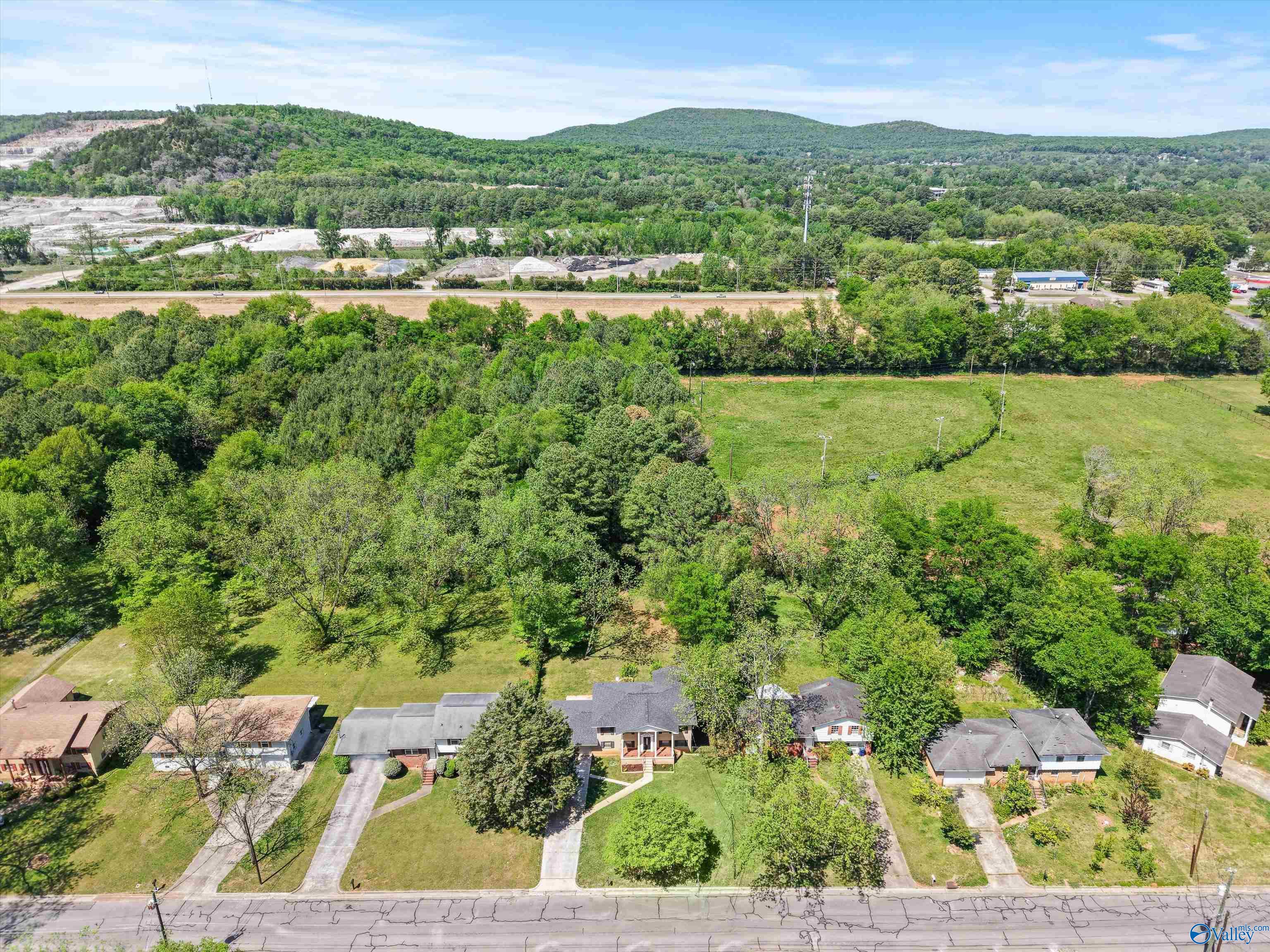 3706 Pecan Grove Drive NW