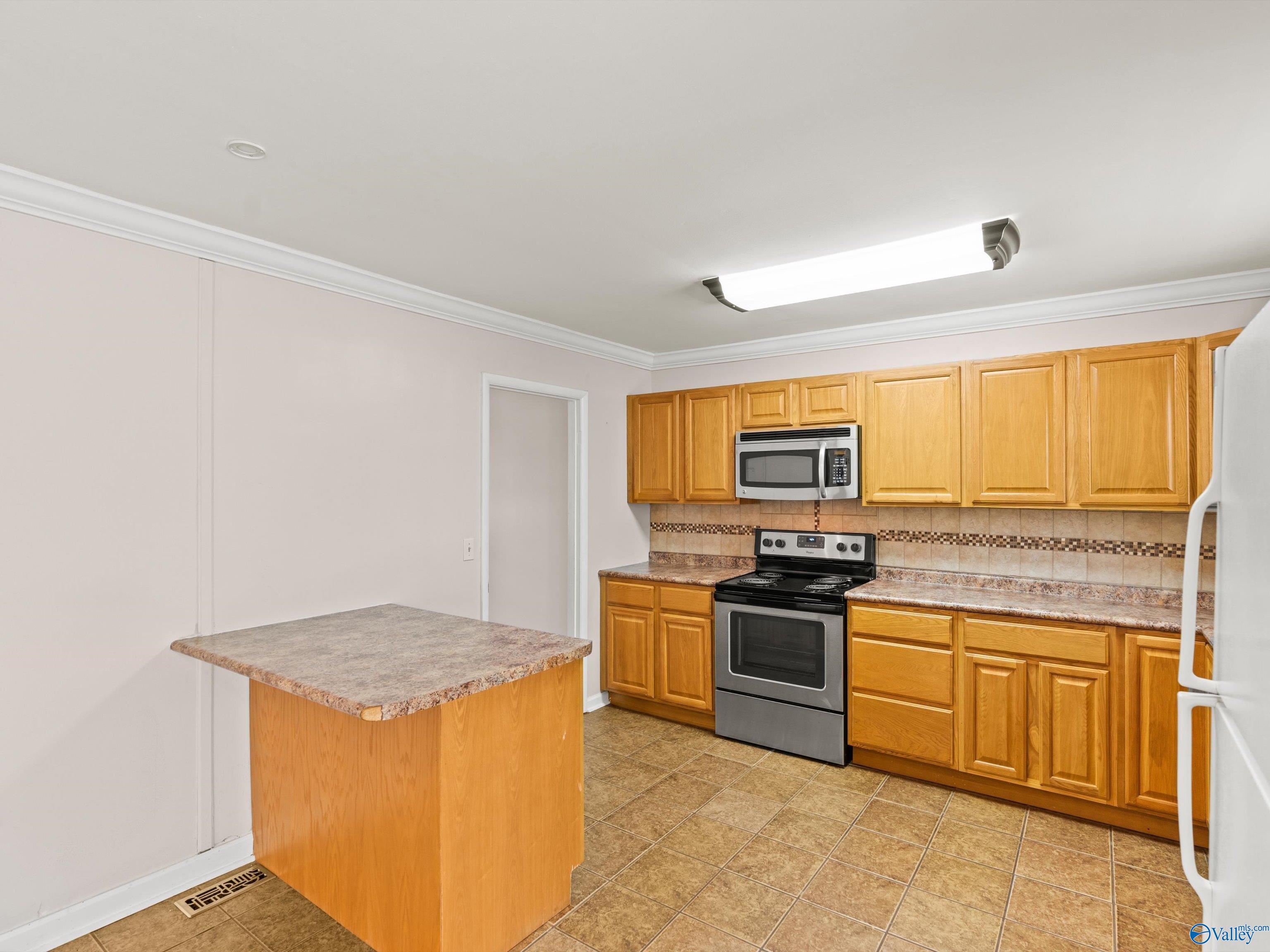 3706 Pecan Grove Drive NW