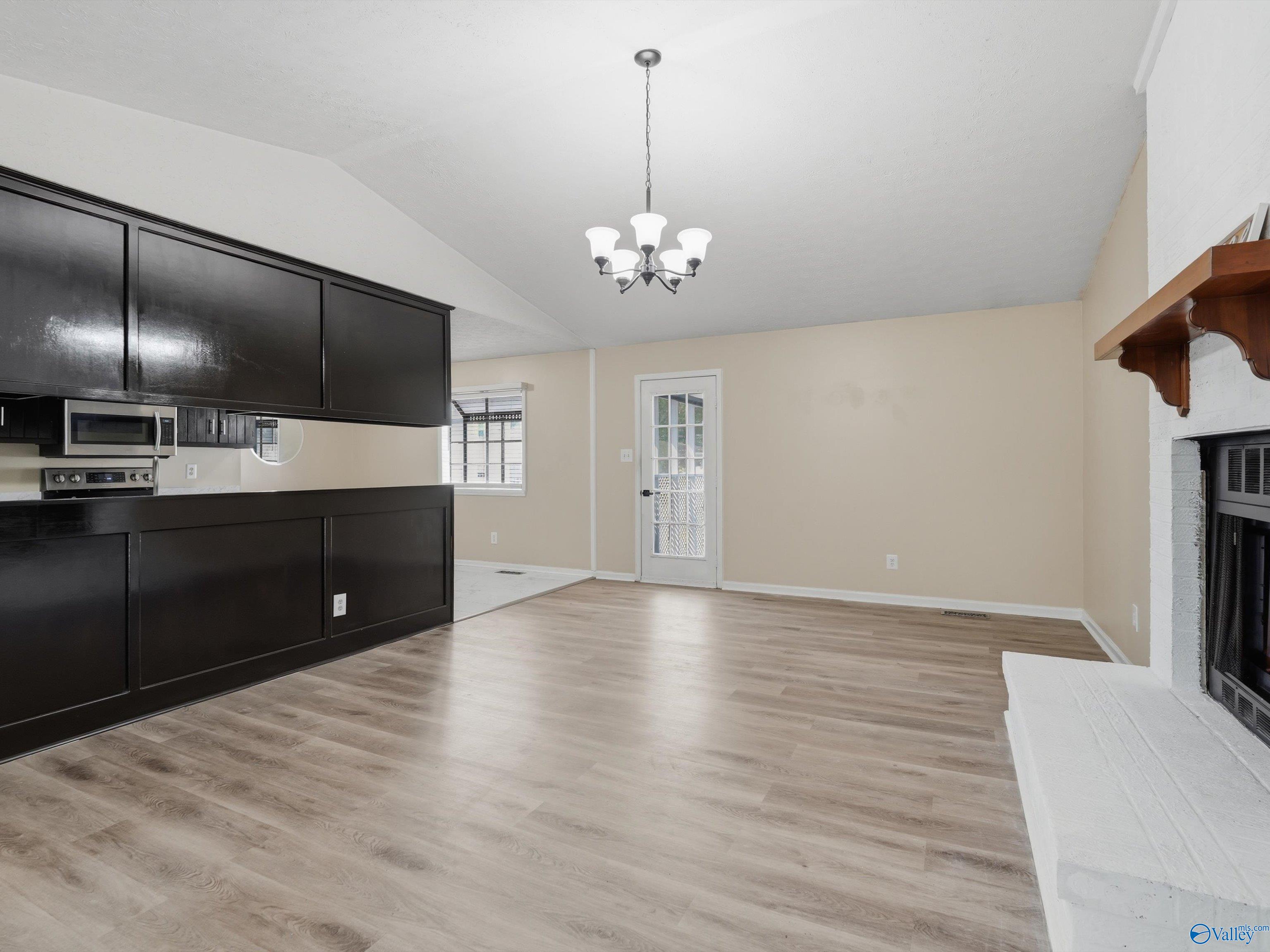 1061 Sandy Springs Road NW