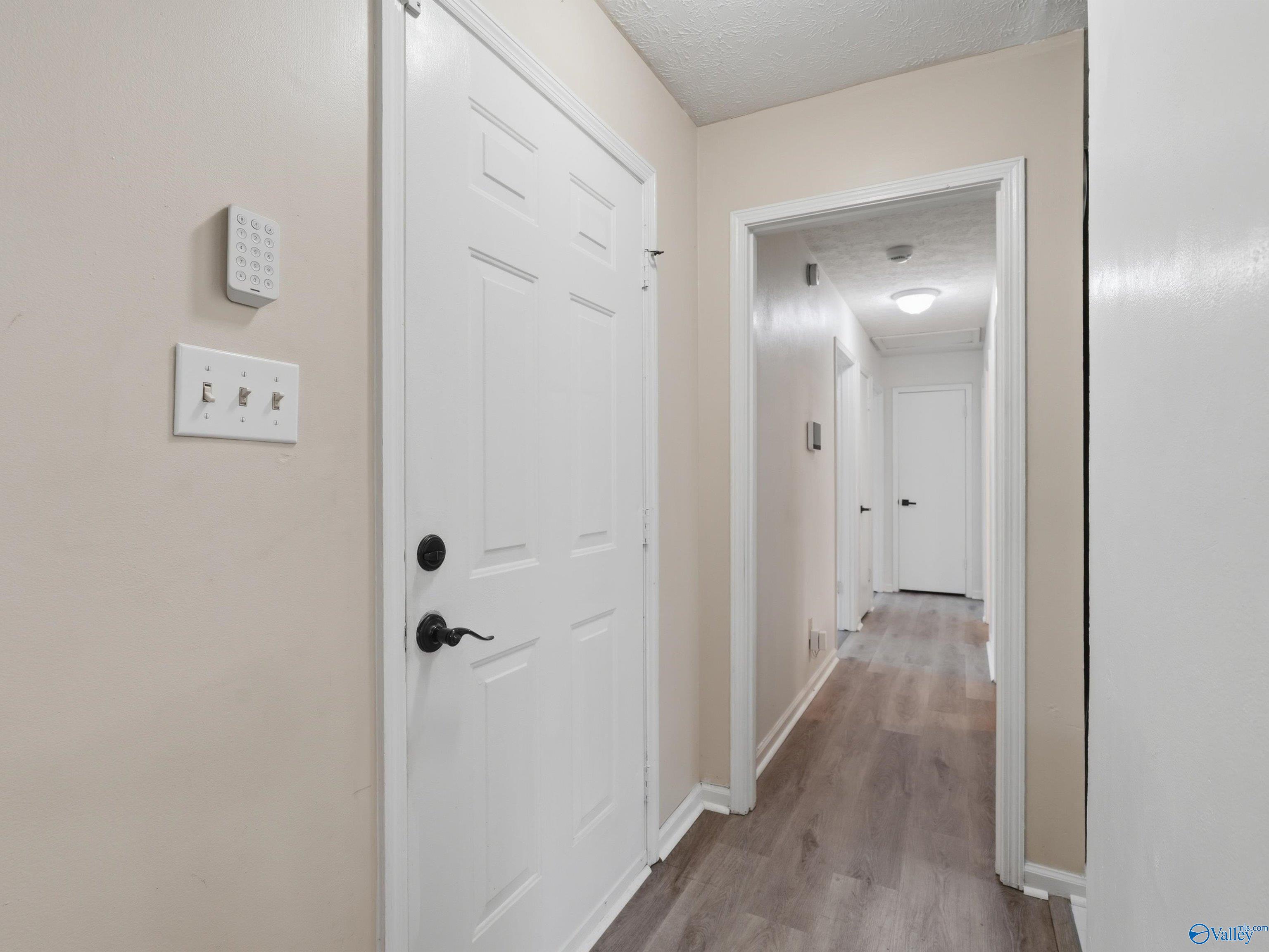 1061 Sandy Springs Road NW