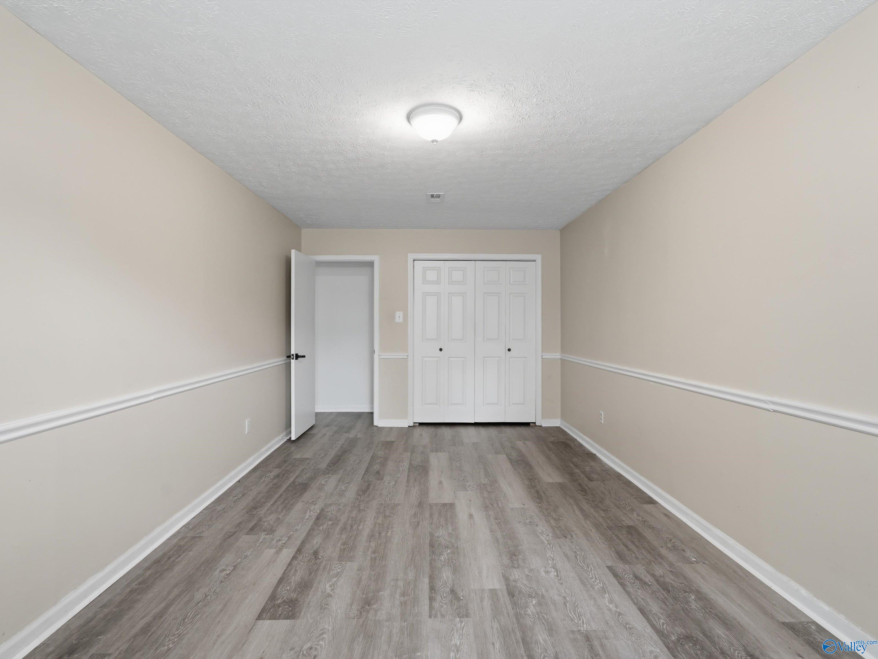 1061 Sandy Springs Road NW