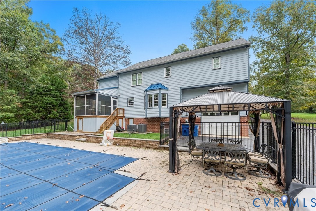 12040 Southern Points Dr