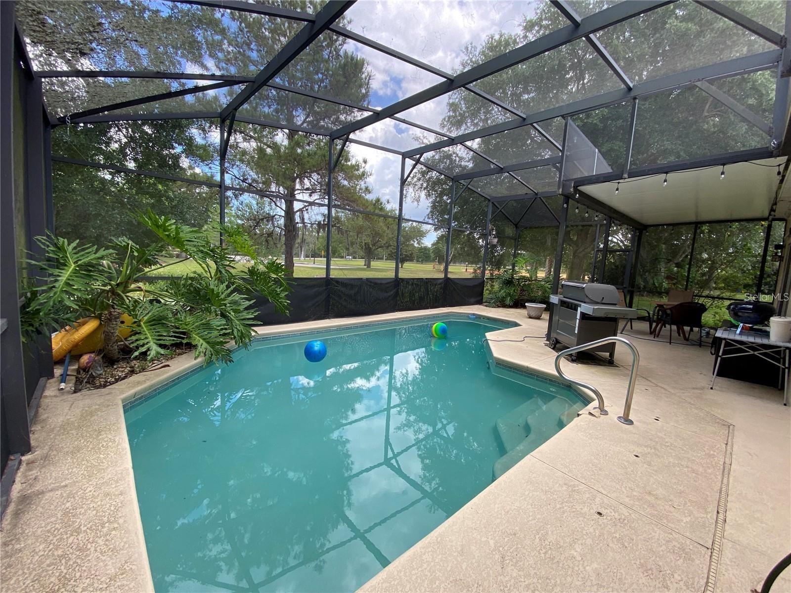 9554 HERON POINTE DR