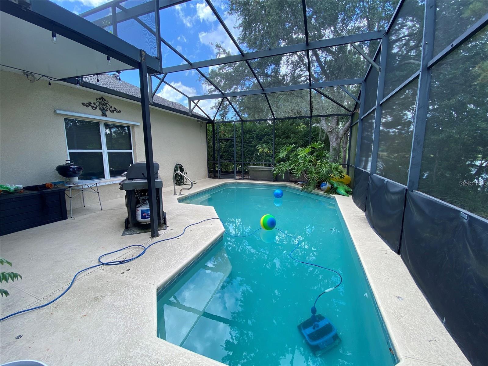 9554 HERON POINTE DR