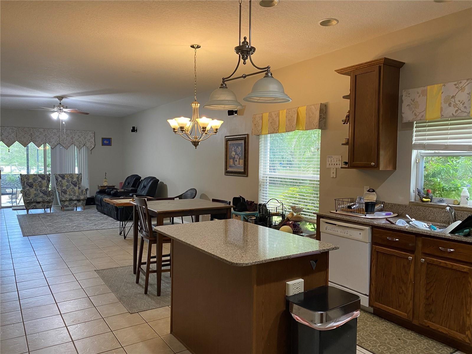 9554 HERON POINTE DR