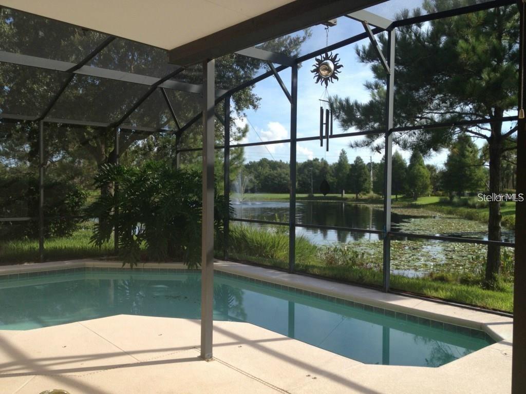 9554 HERON POINTE DR