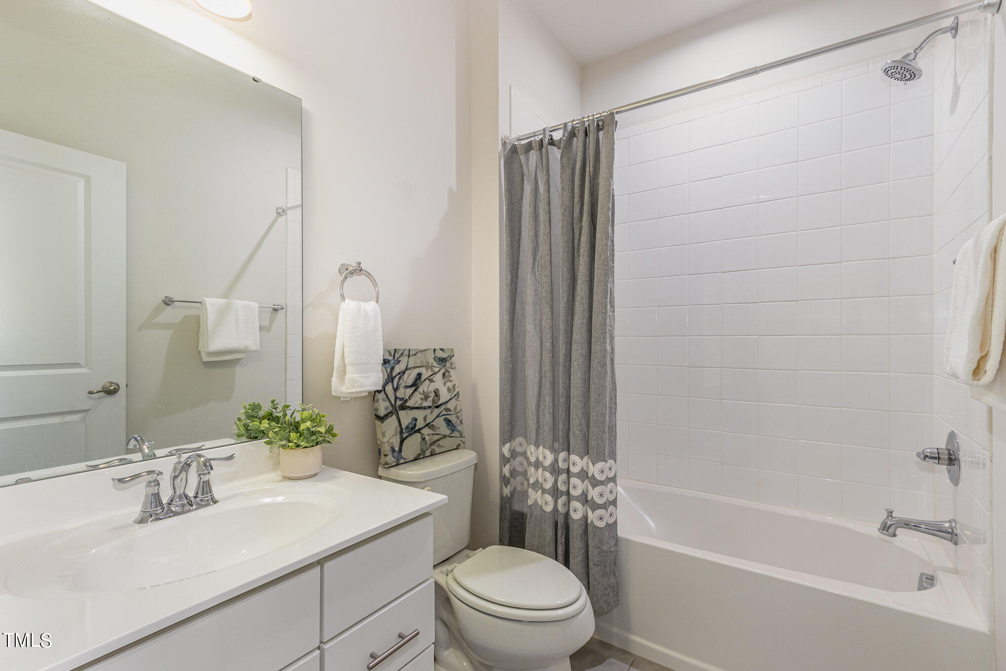 2052 Ackerman Hill Drive