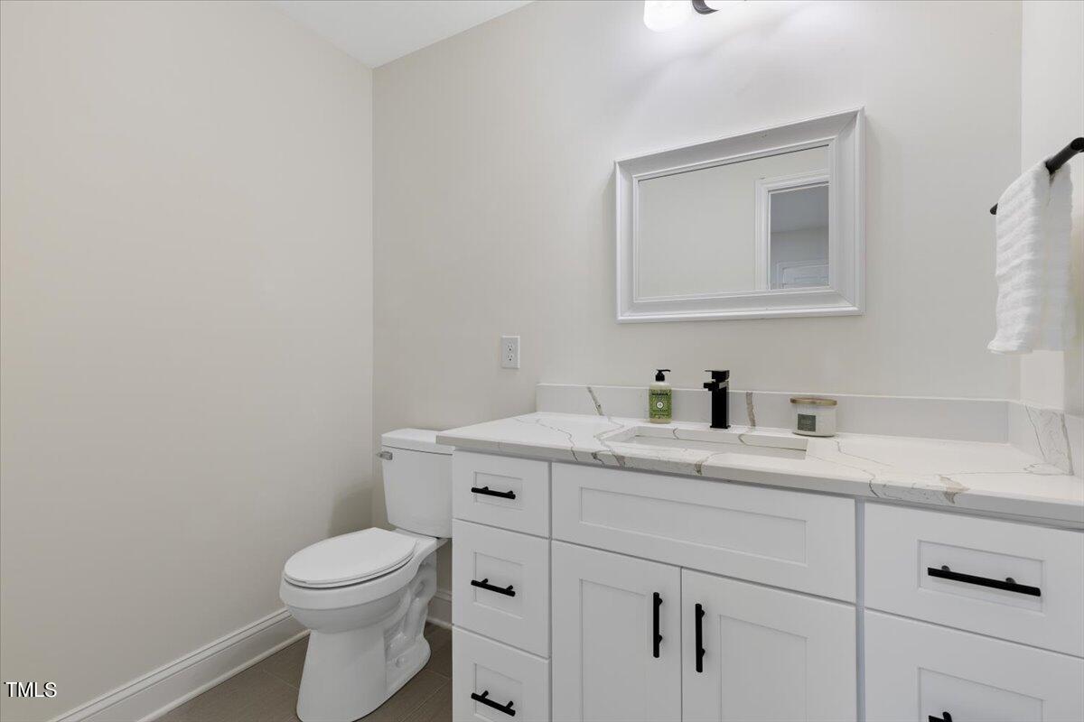 6004 Country Lane Drive