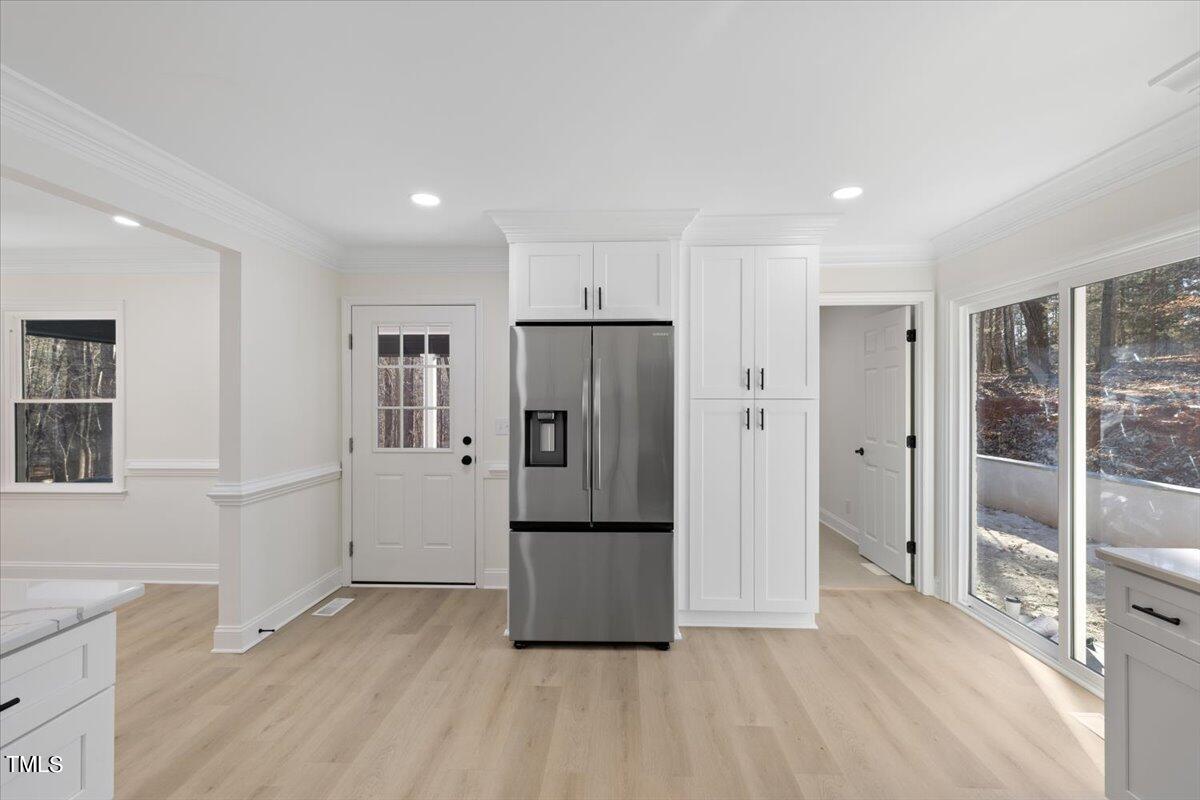 6004 Country Lane Drive