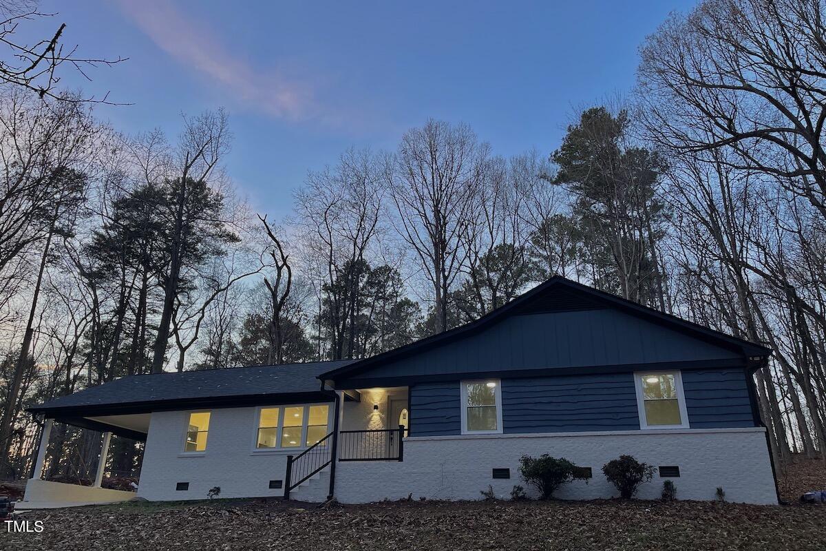 6004 Country Lane Drive