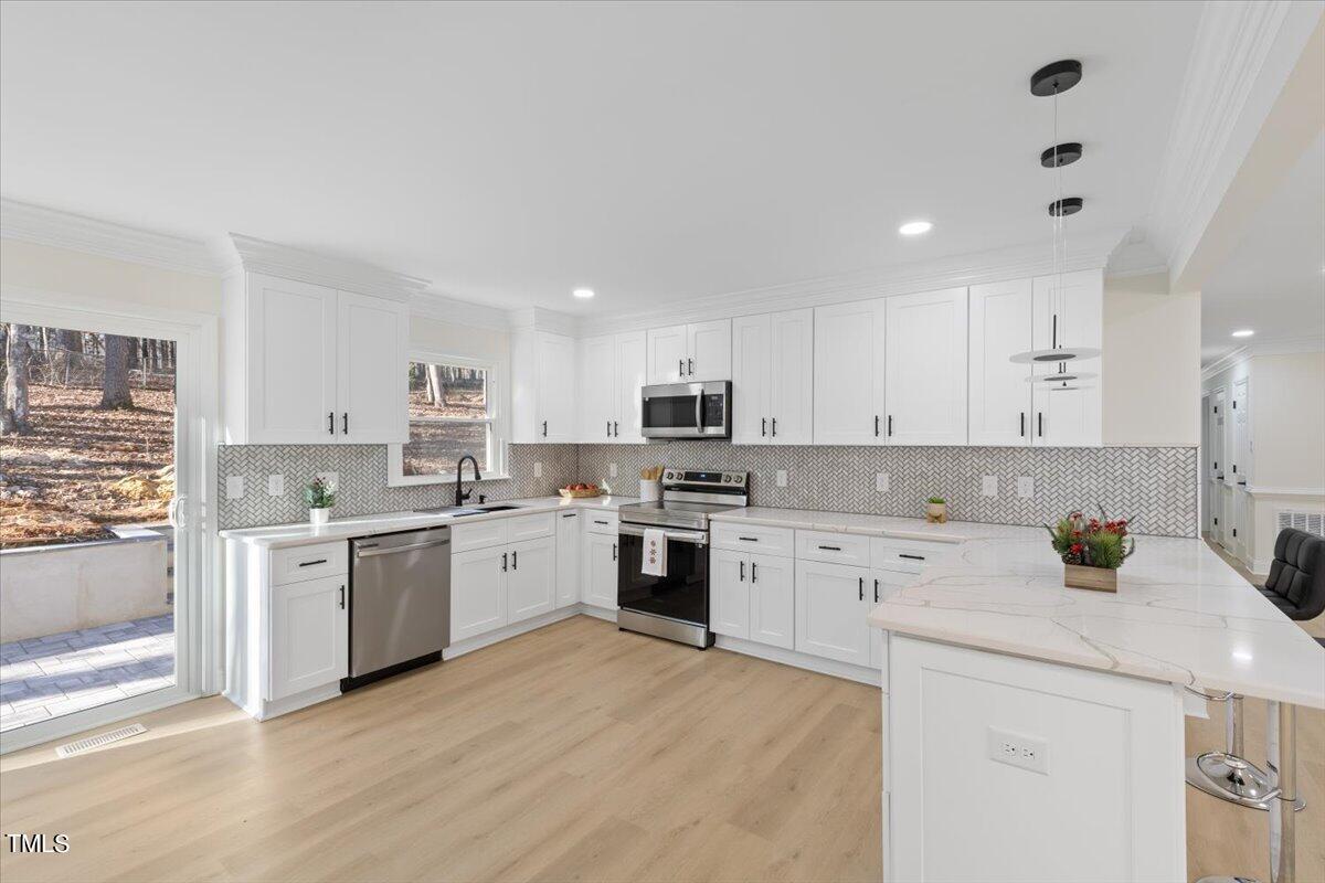 6004 Country Lane Drive