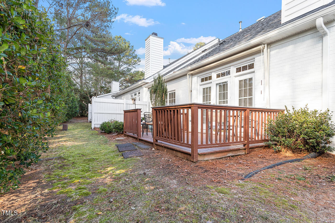 1611 Poets Glade Drive