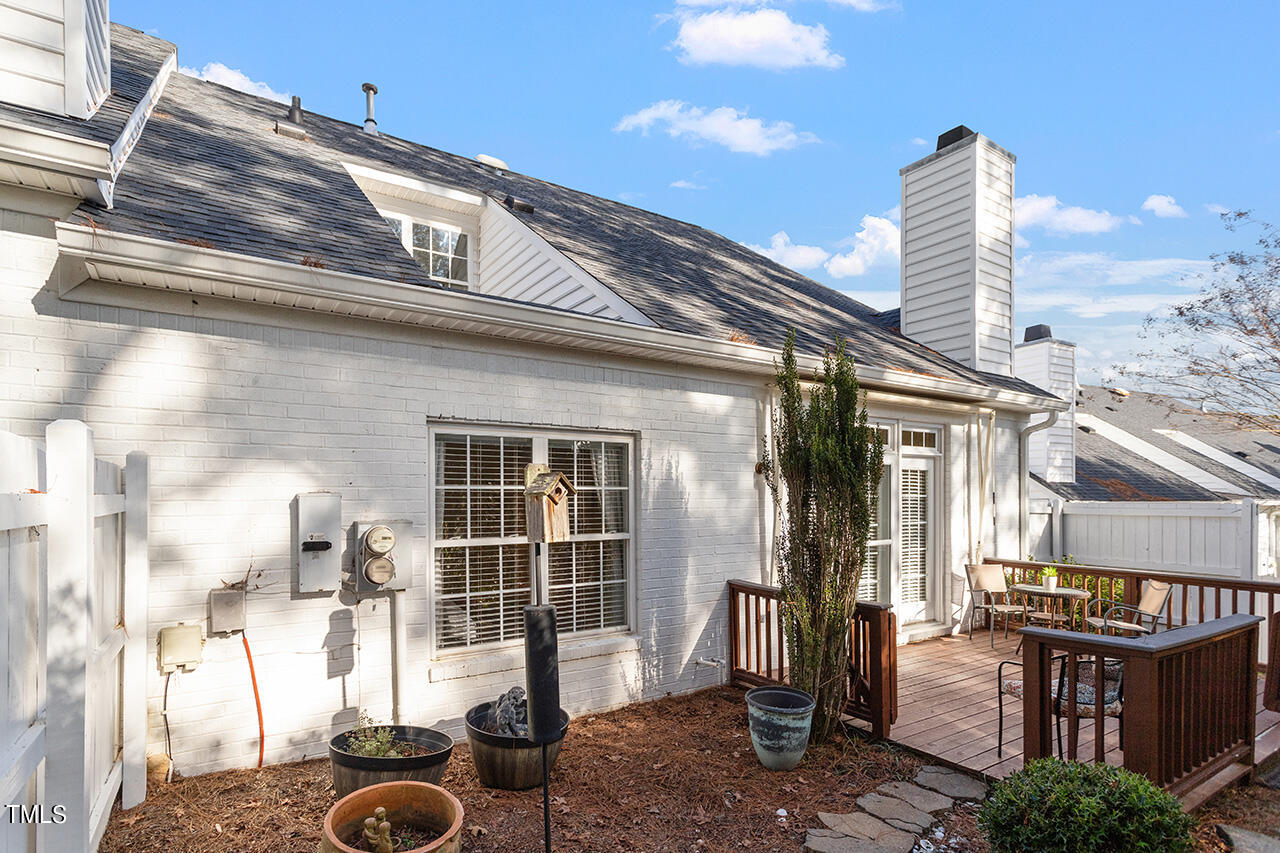 1611 Poets Glade Drive