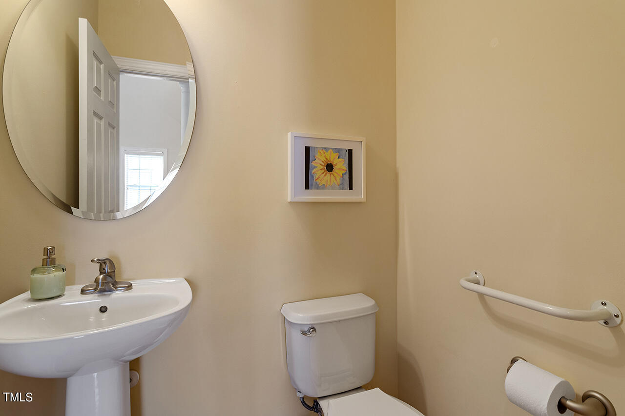 1611 Poets Glade Drive