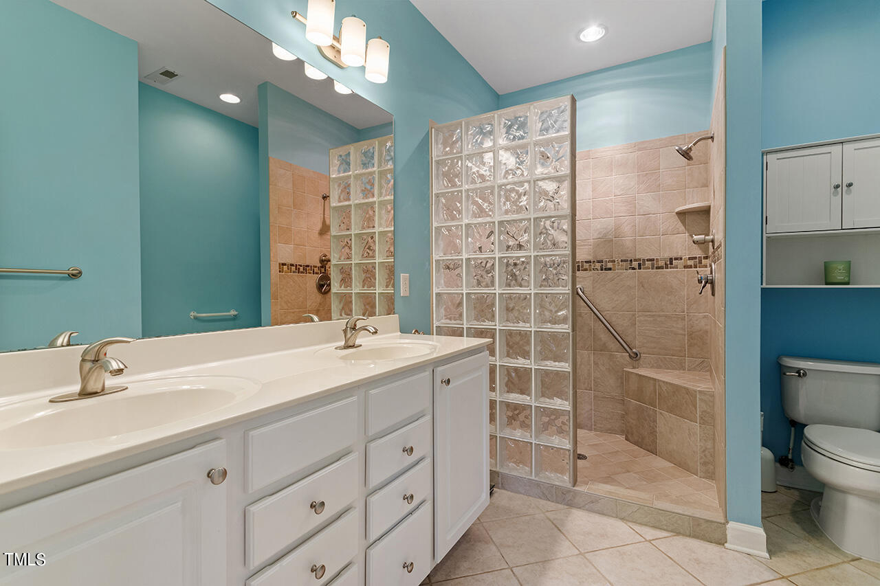 1611 Poets Glade Drive