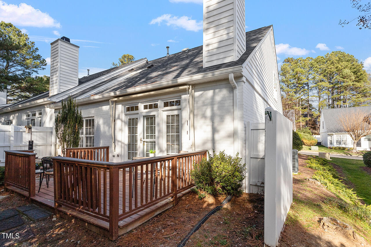 1611 Poets Glade Drive