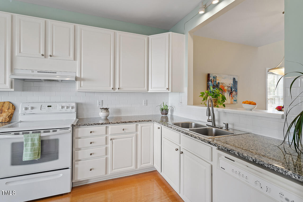 1611 Poets Glade Drive