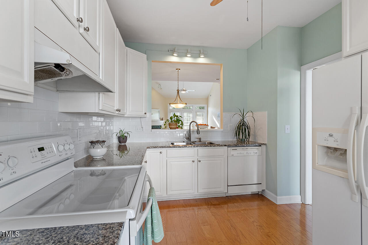 1611 Poets Glade Drive