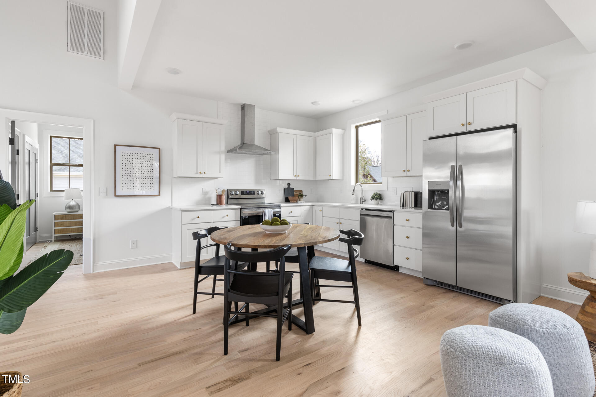 2814 Cascadilla Street