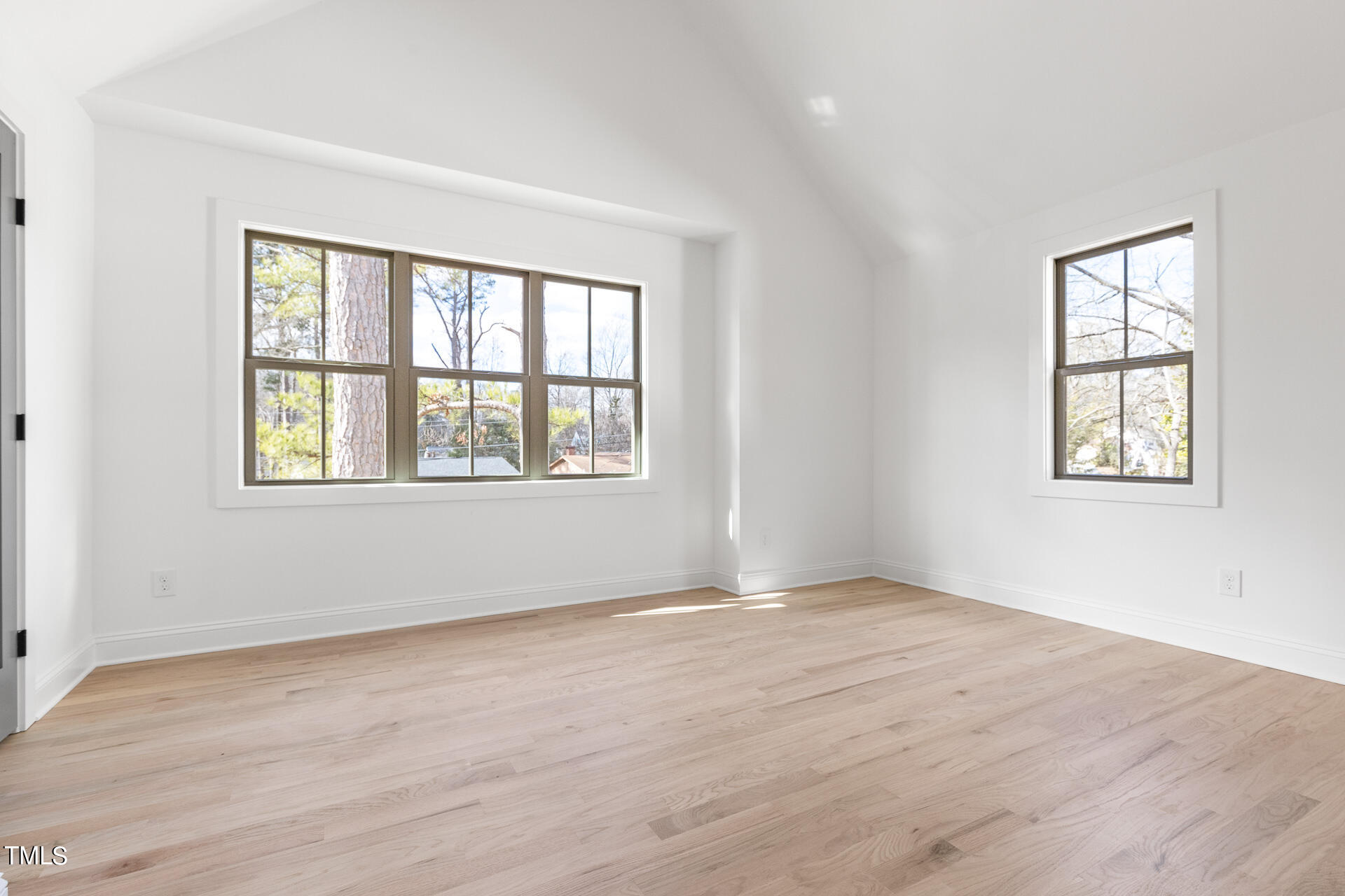 2814 Cascadilla Street