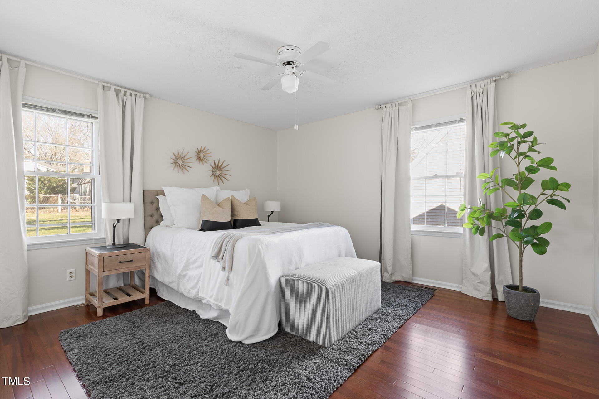 5113 Cedarwood Drive