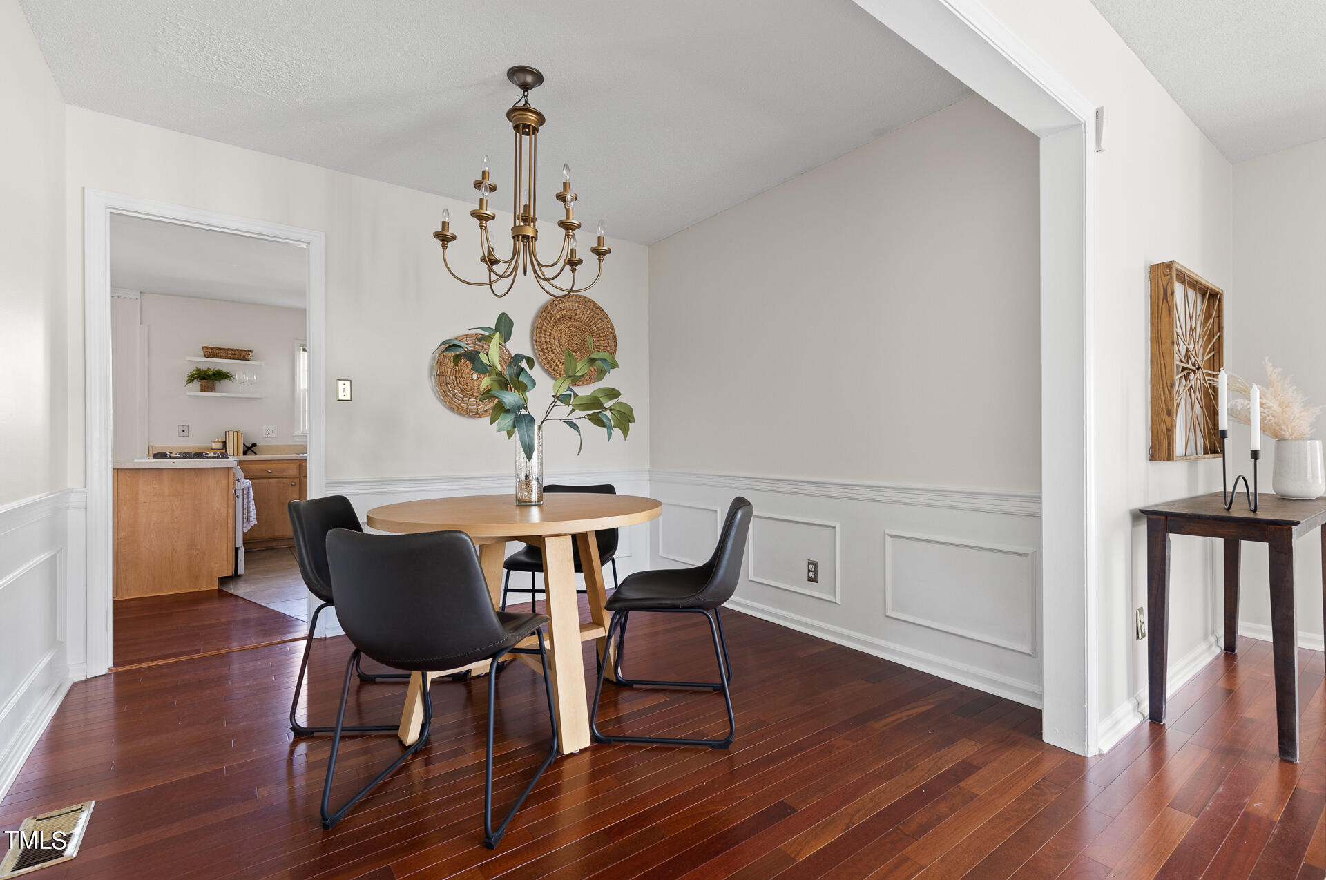 5113 Cedarwood Drive