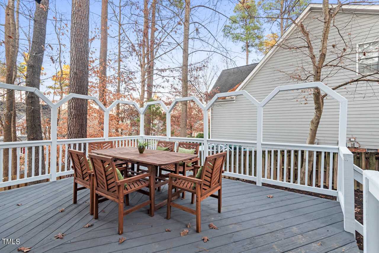 101 Misty Pines Place