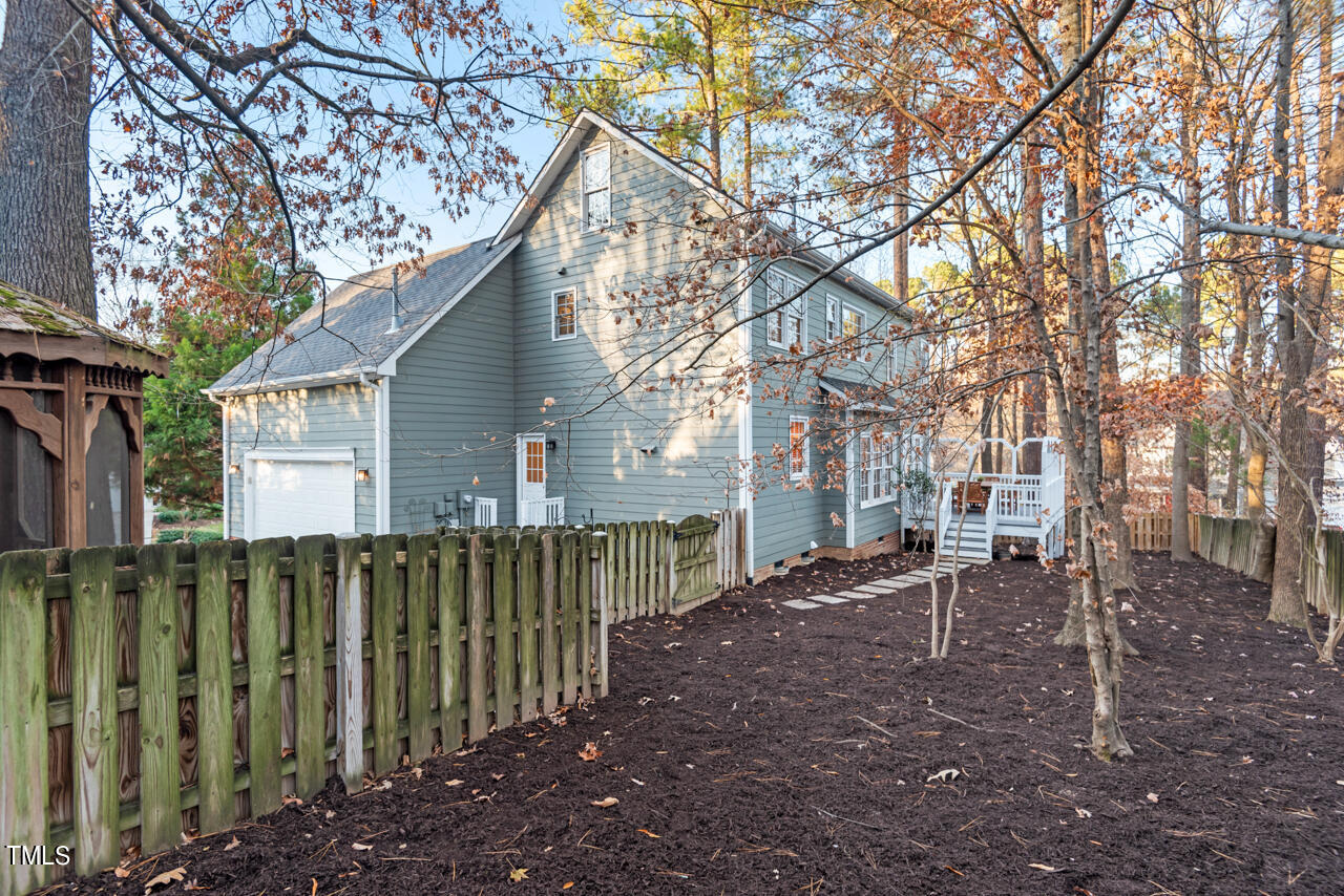 101 Misty Pines Place