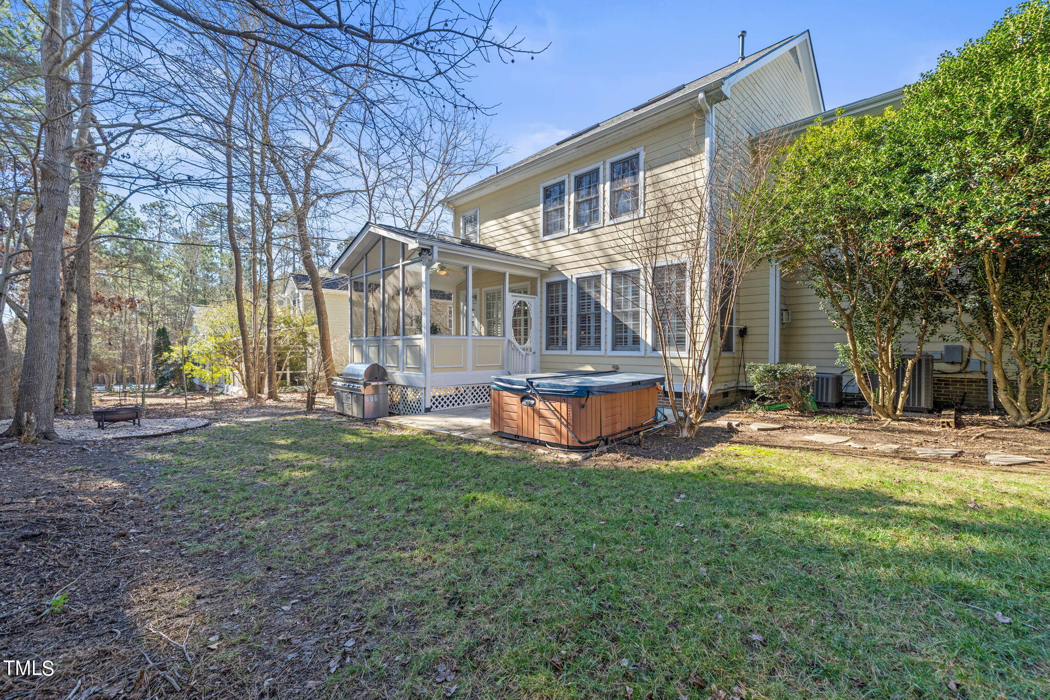 102 Old Larkspur Way