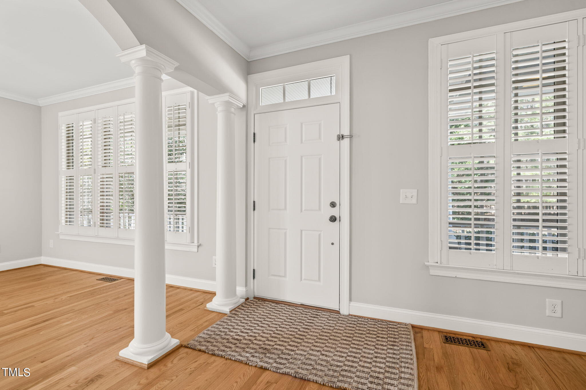 102 Old Larkspur Way