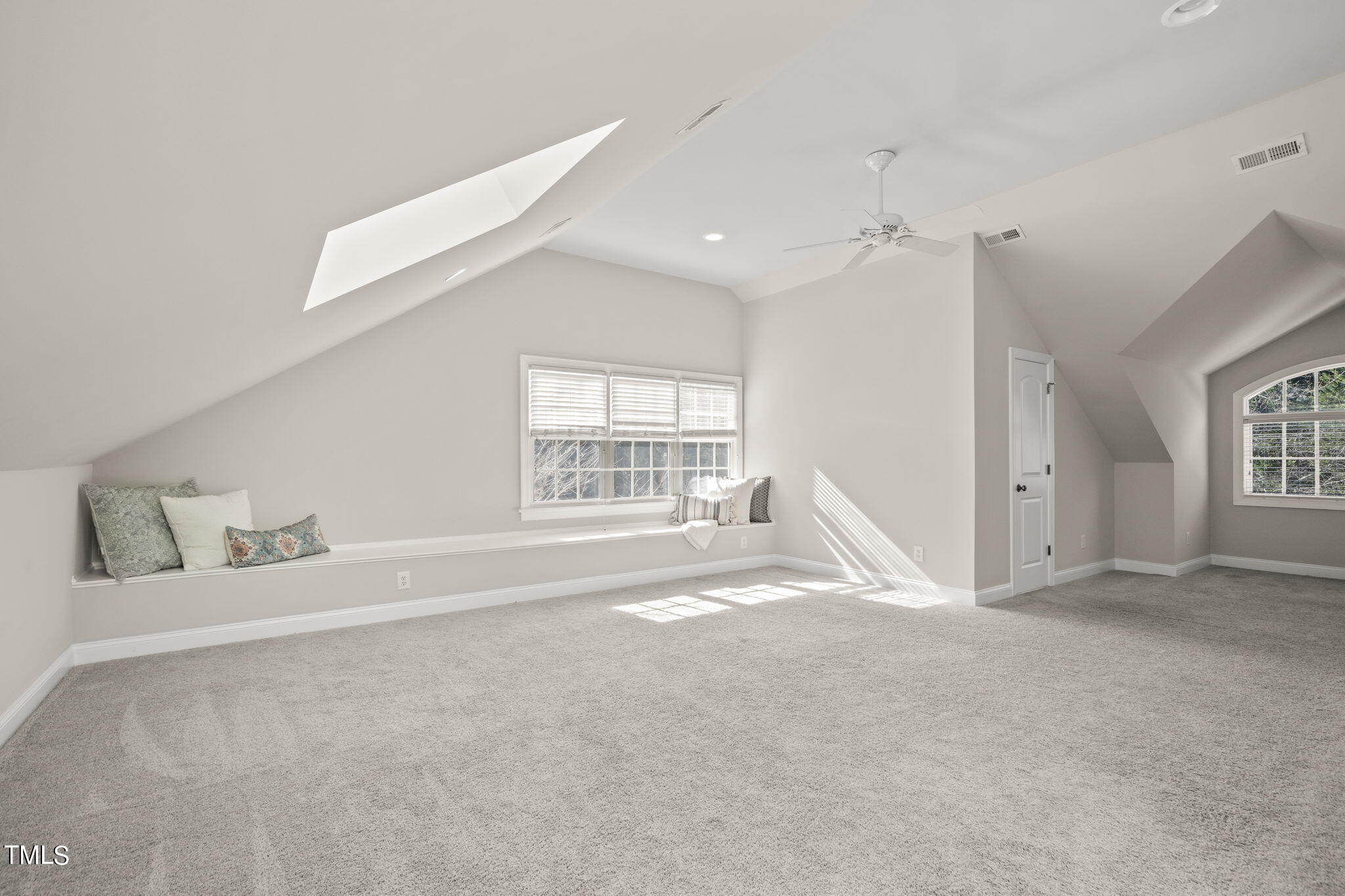 102 Old Larkspur Way