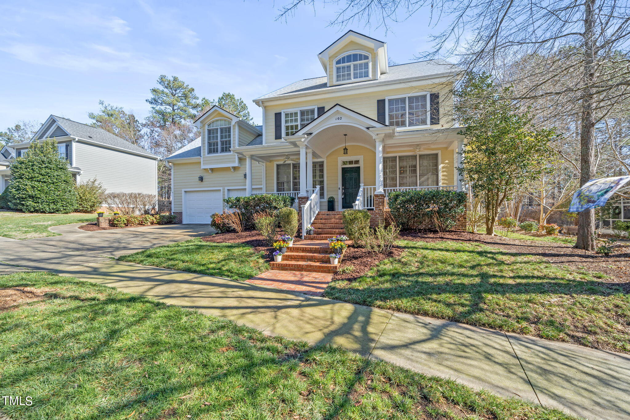 102 Old Larkspur Way