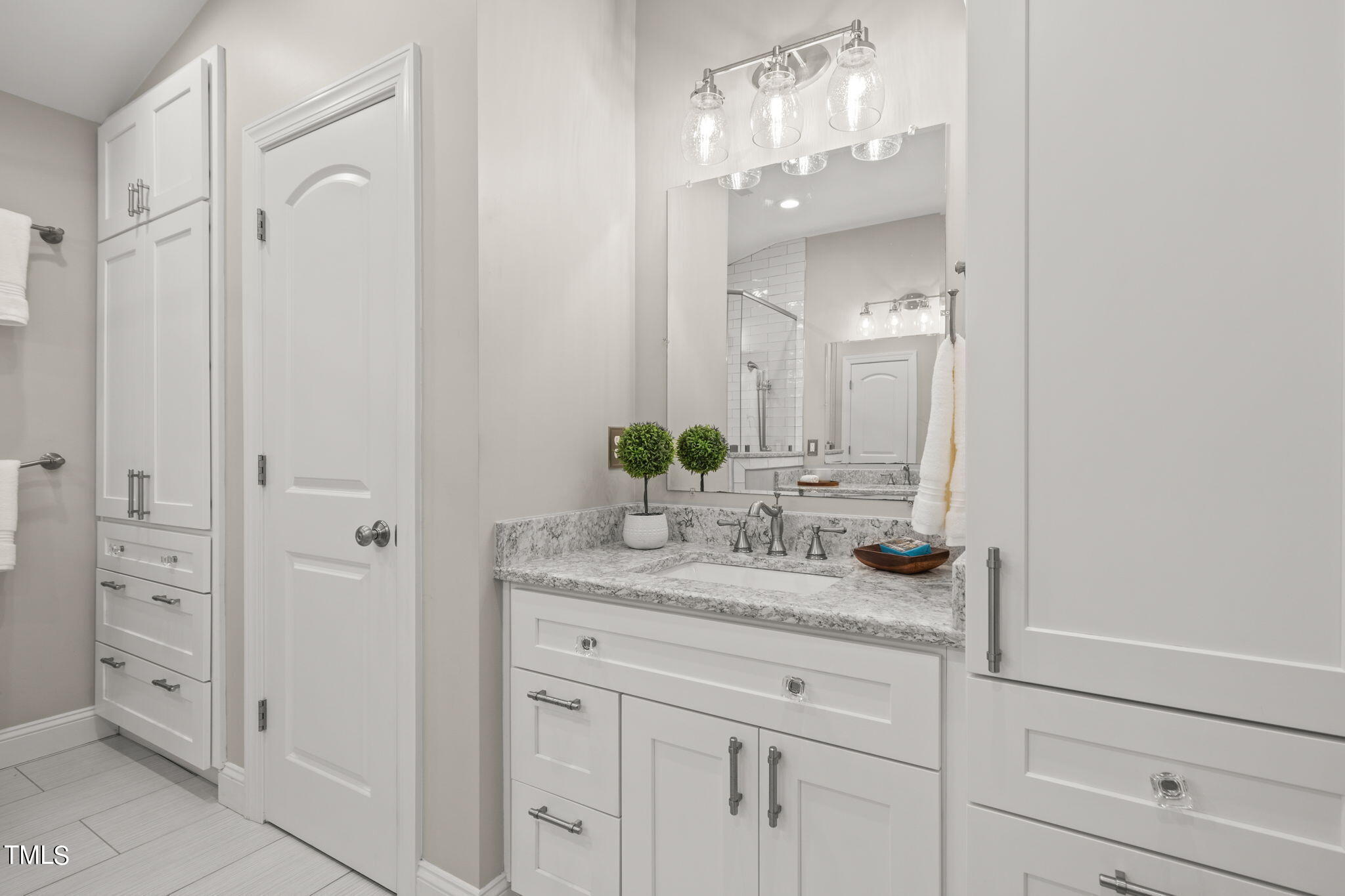 102 Old Larkspur Way