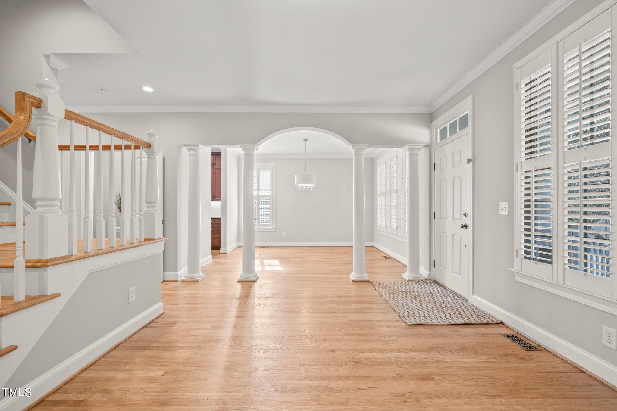 102 Old Larkspur Way