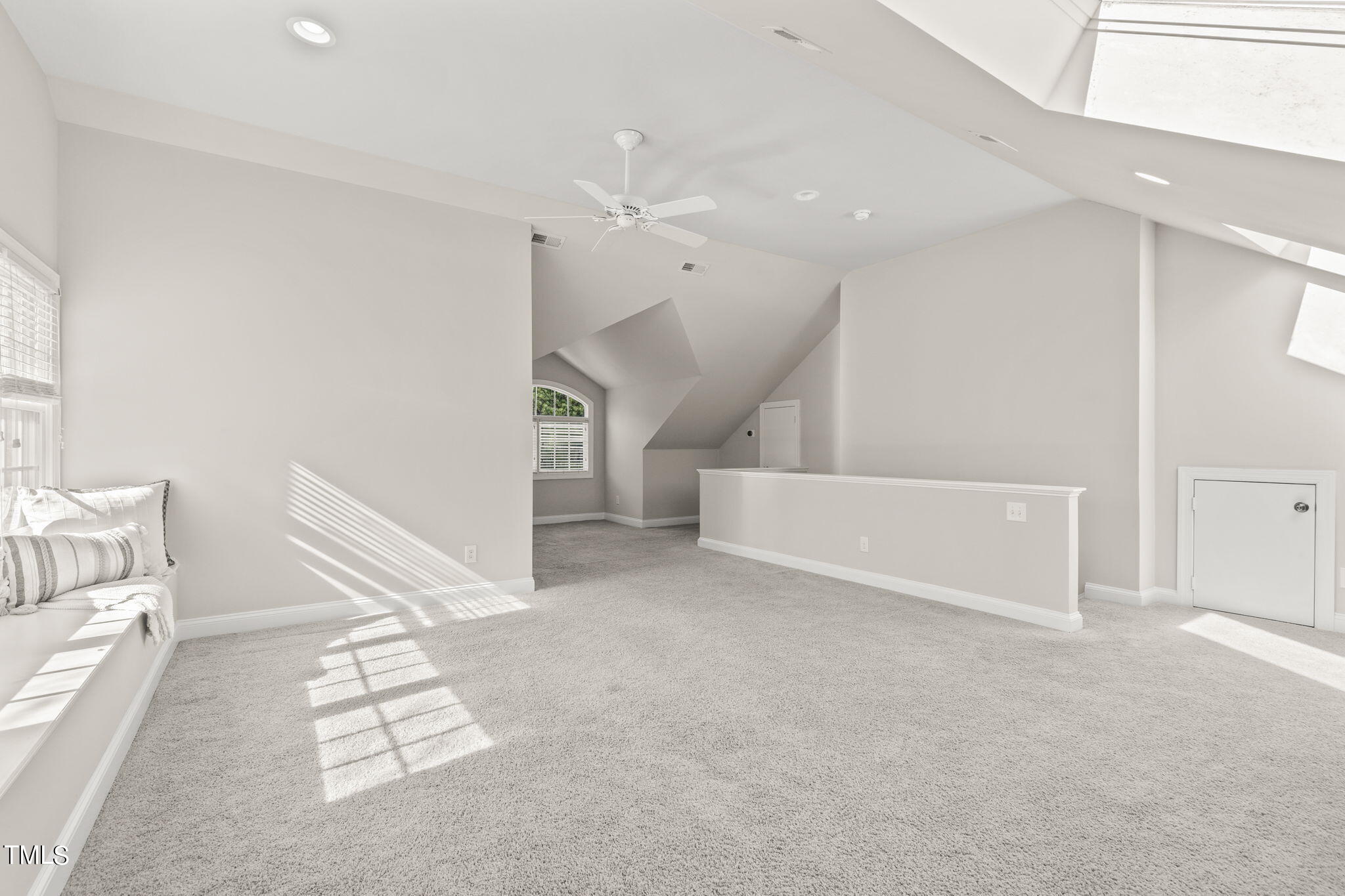 102 Old Larkspur Way