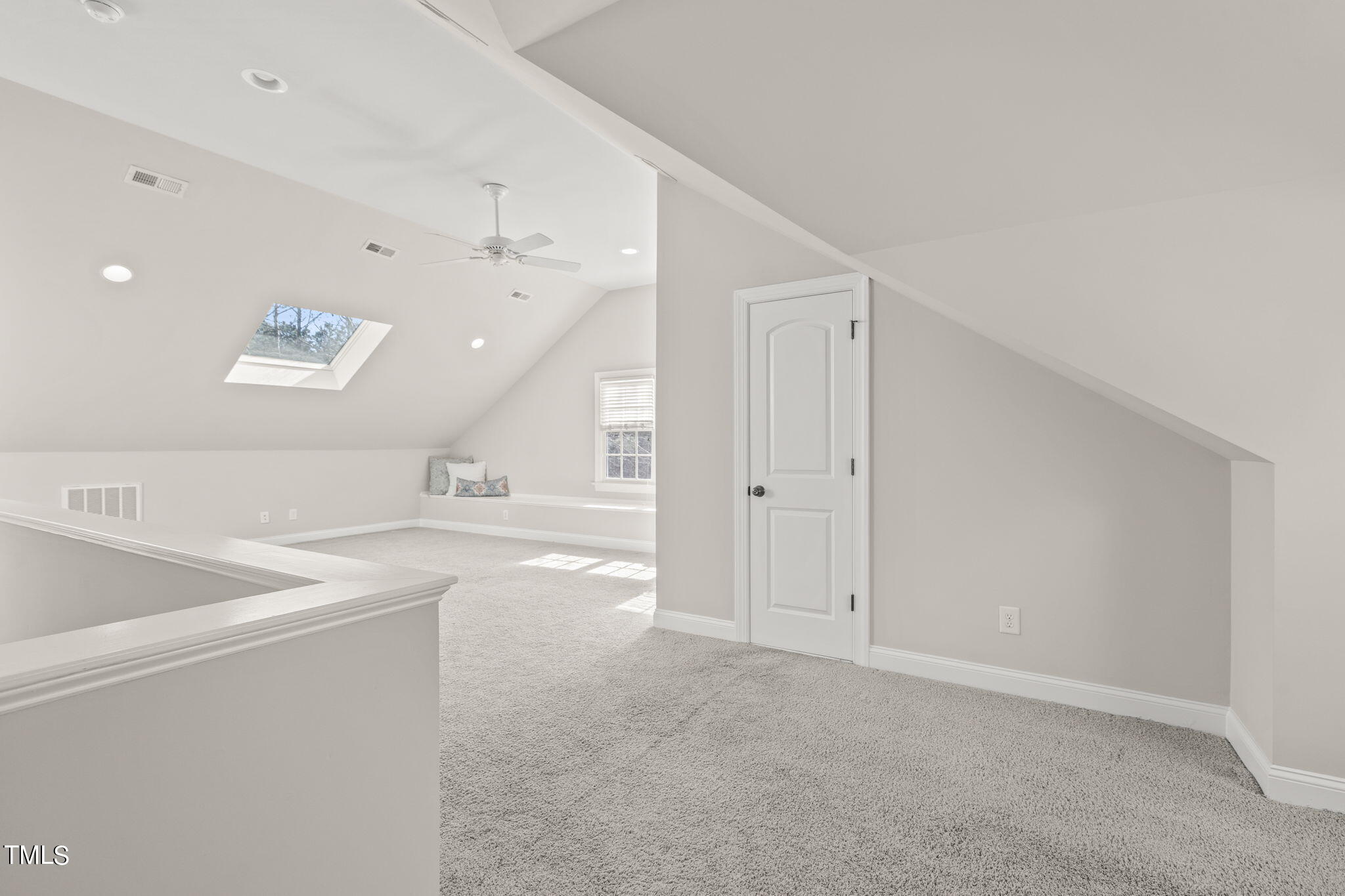 102 Old Larkspur Way