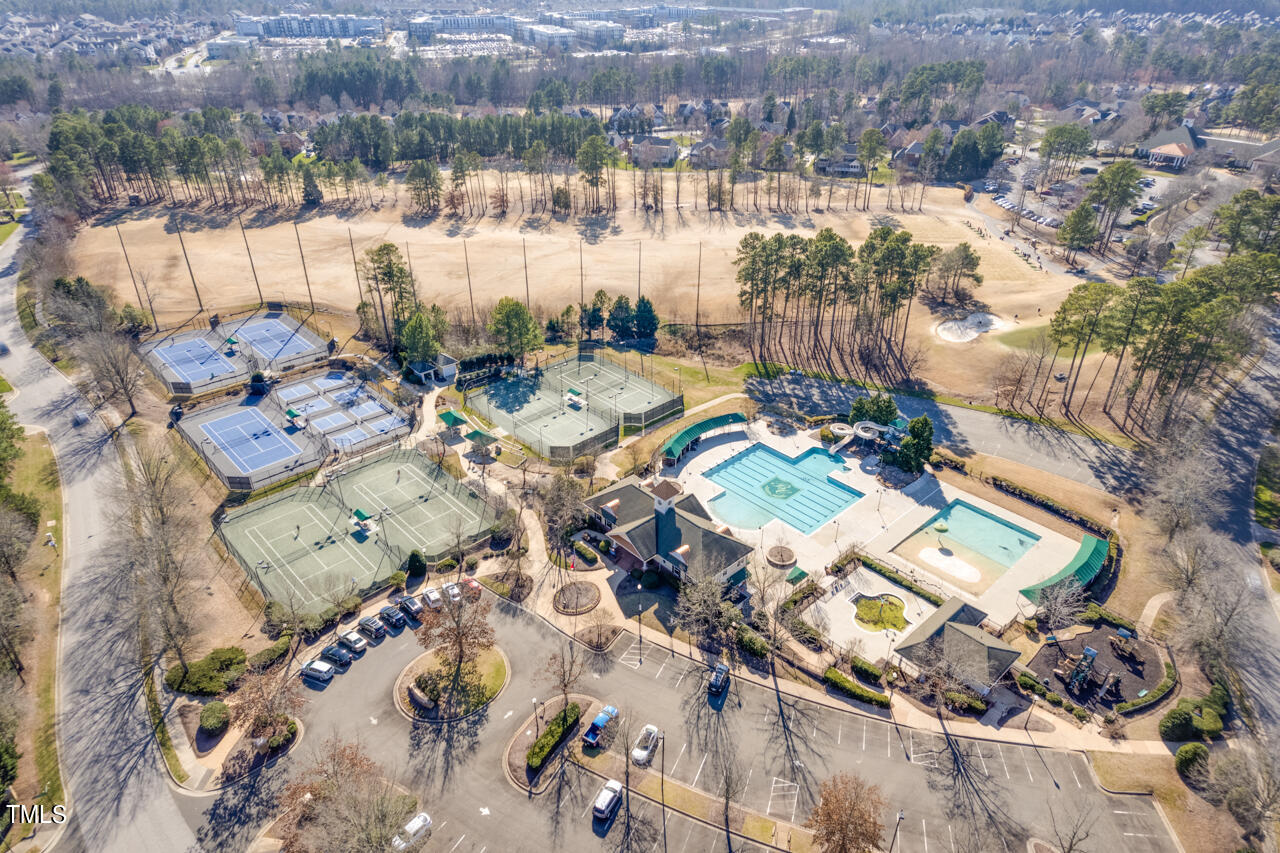 9104 Fawn Hill Court