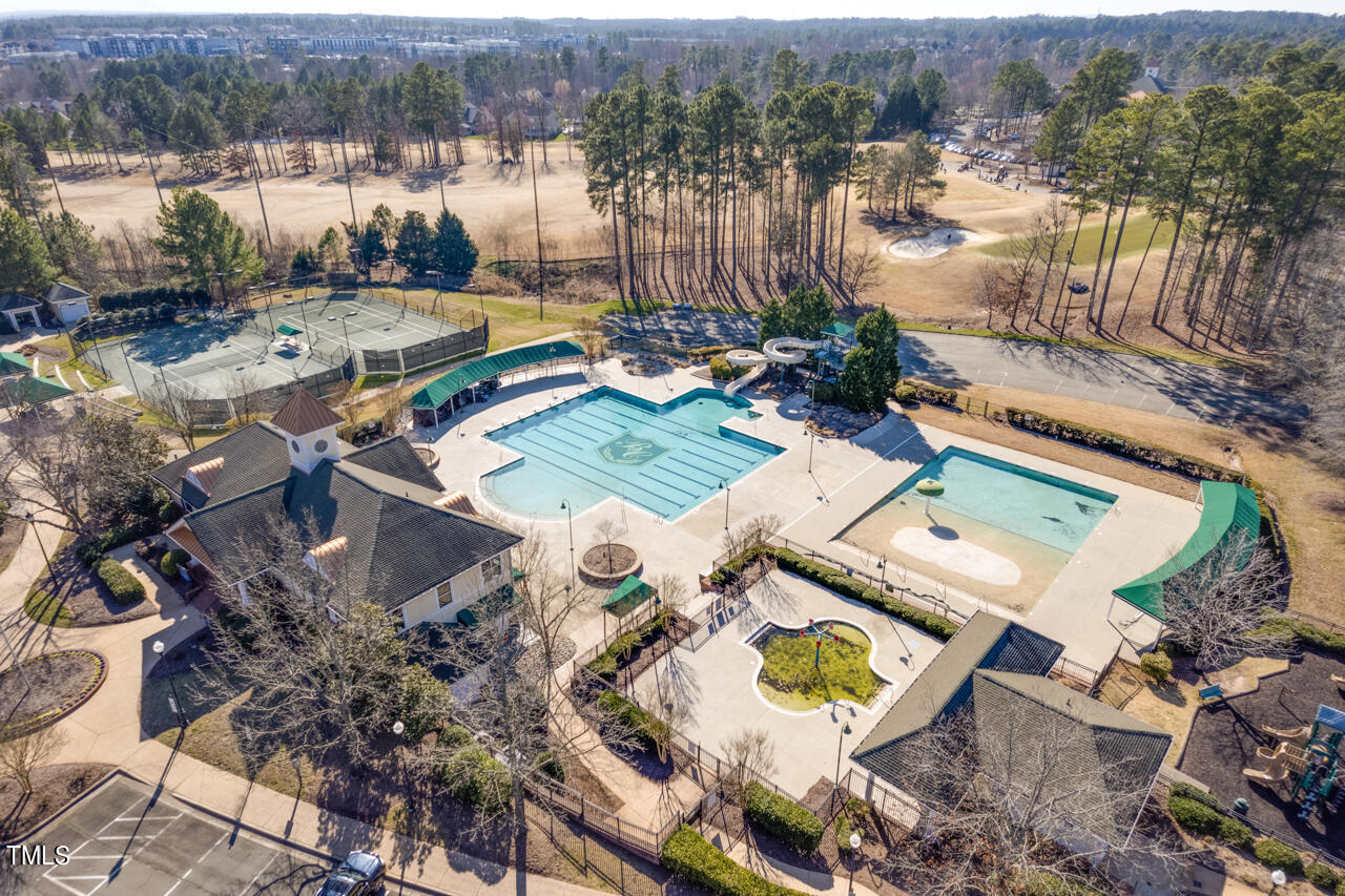 9104 Fawn Hill Court
