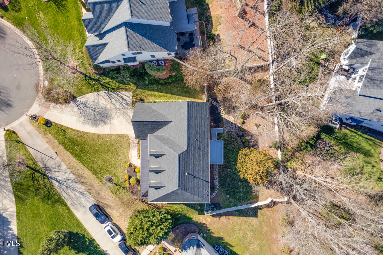9104 Fawn Hill Court