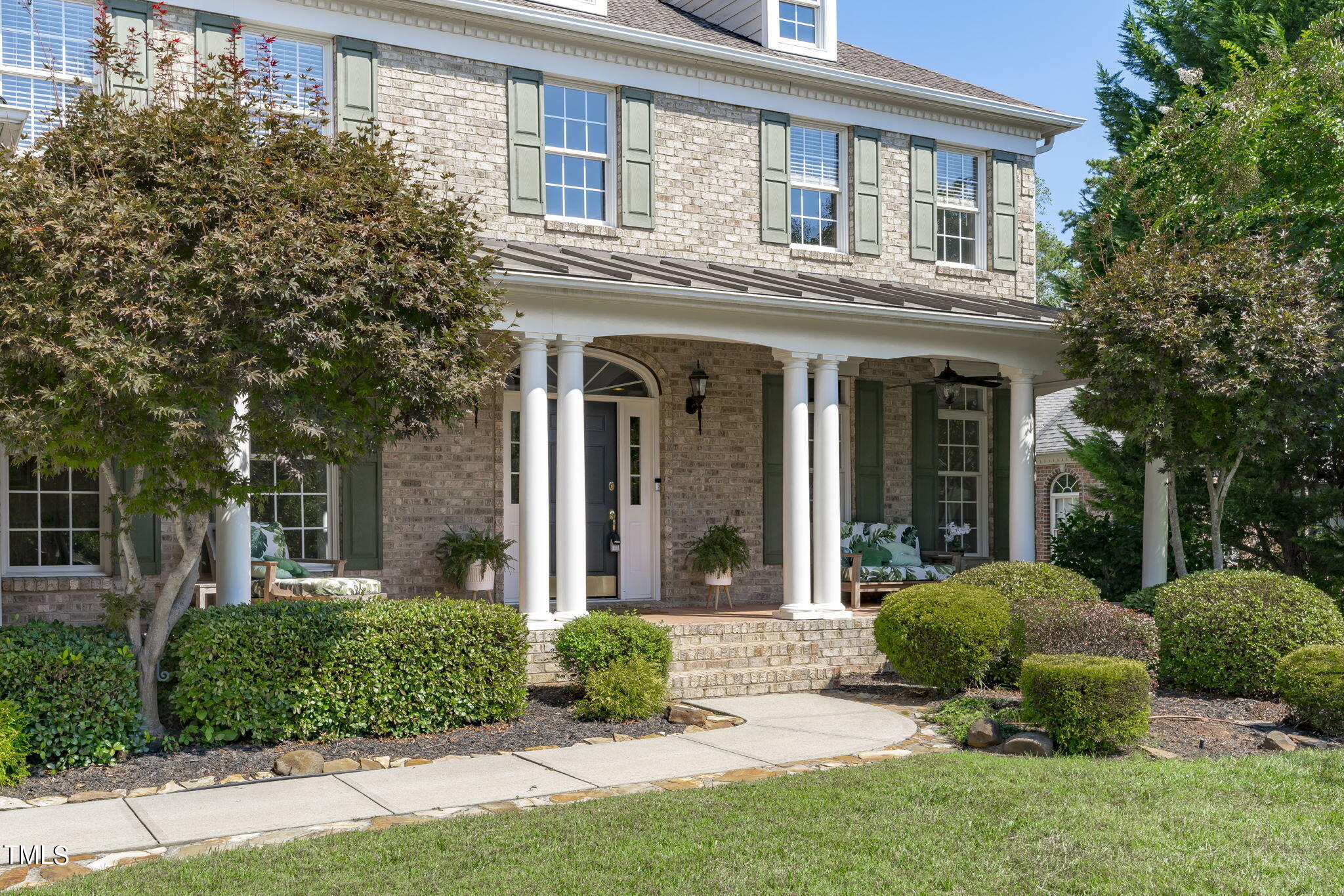 9104 Fawn Hill Court