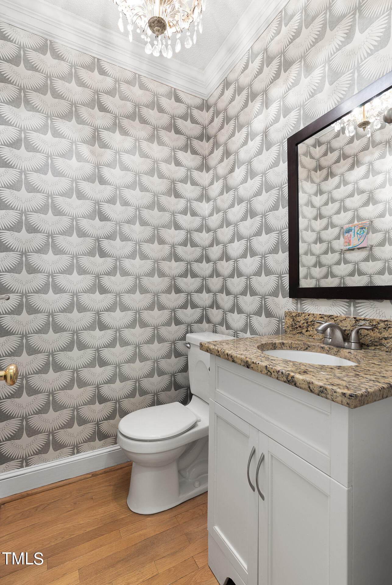 5504 N Hawthorne Way