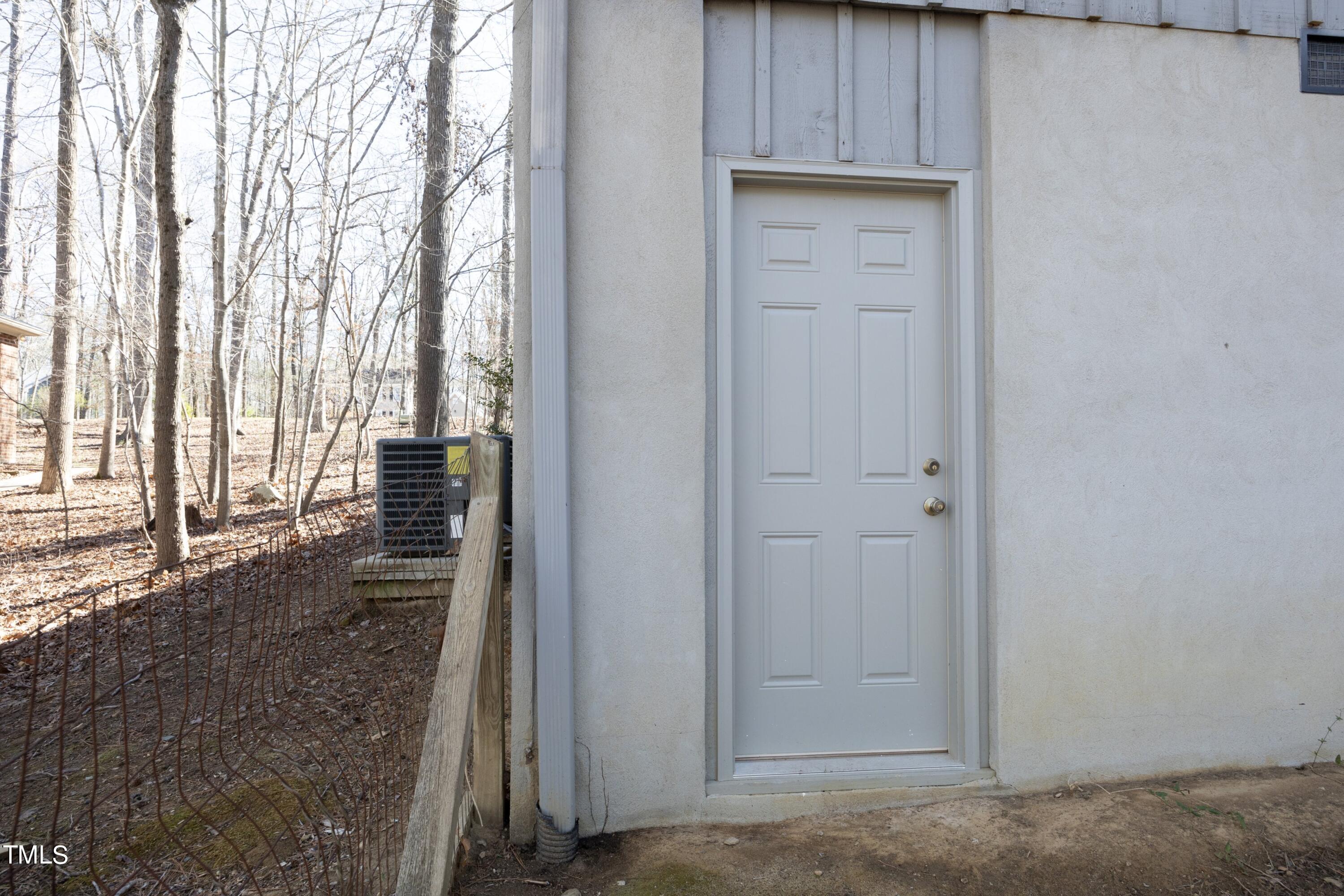 227 Huntington Drive