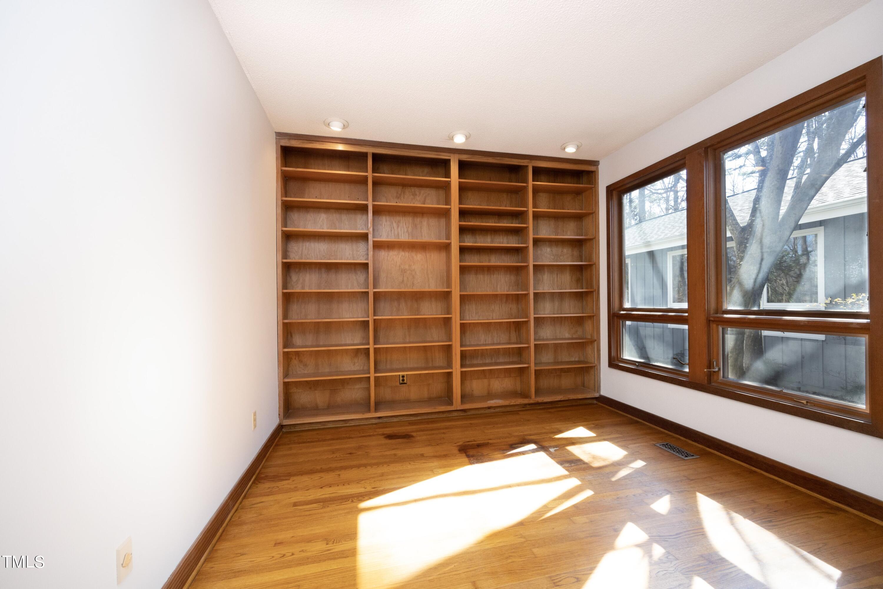 227 Huntington Drive