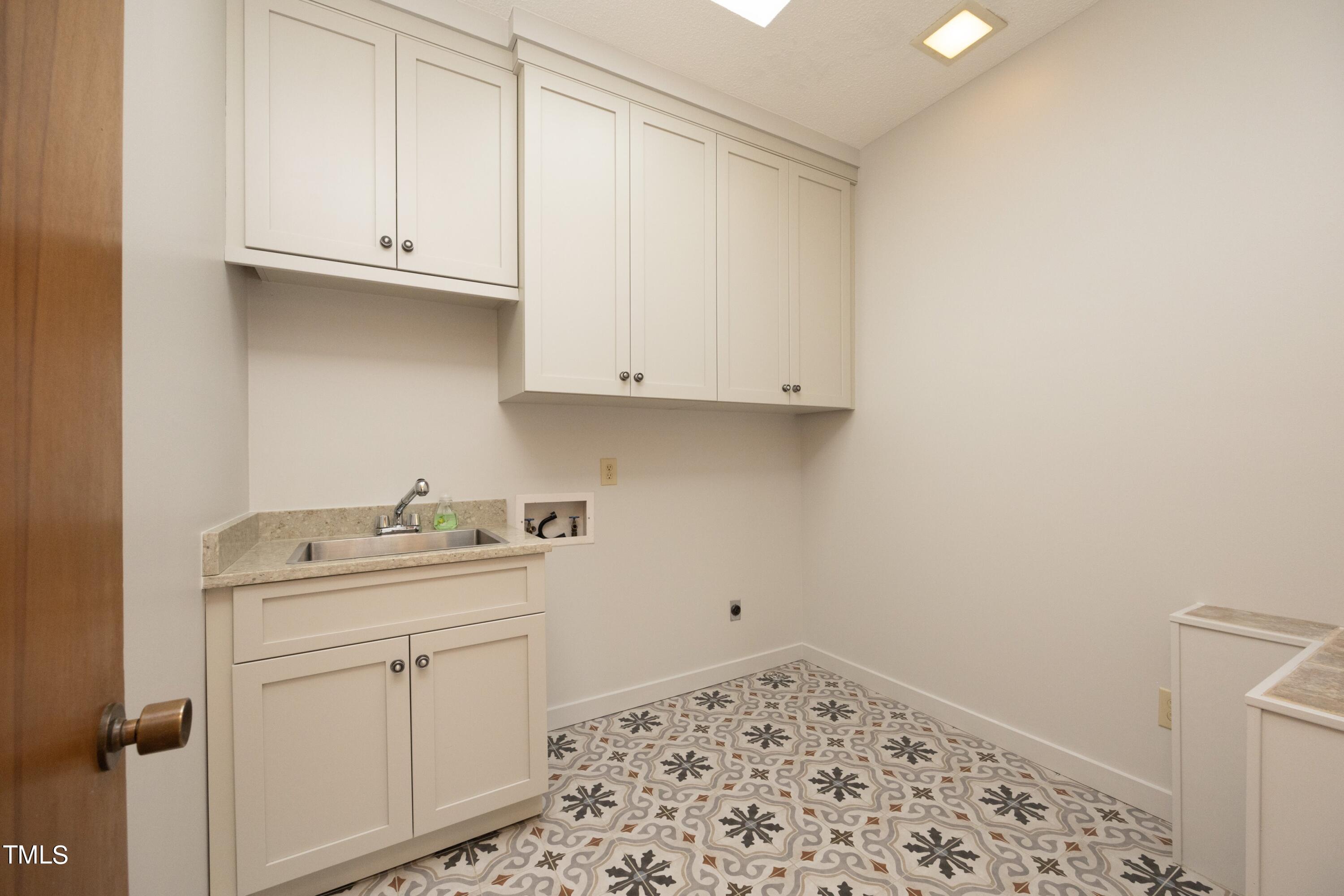 227 Huntington Drive