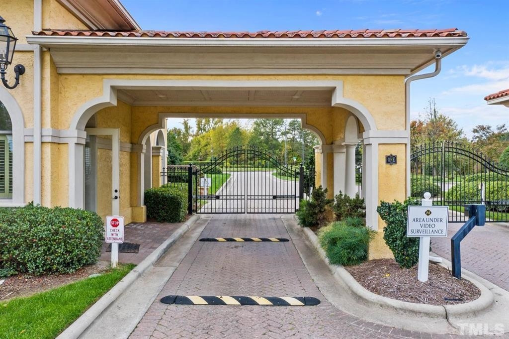 51 Treviso Place