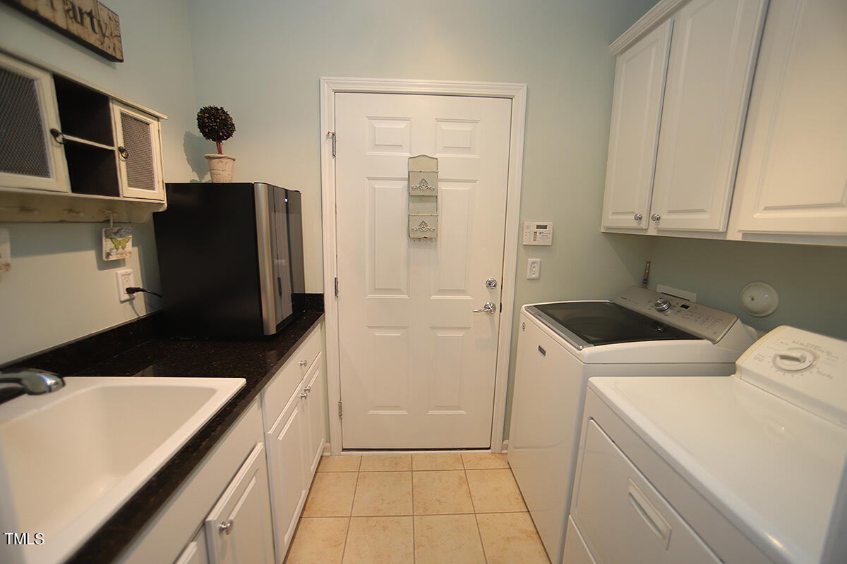 512 Clarenbridge Drive