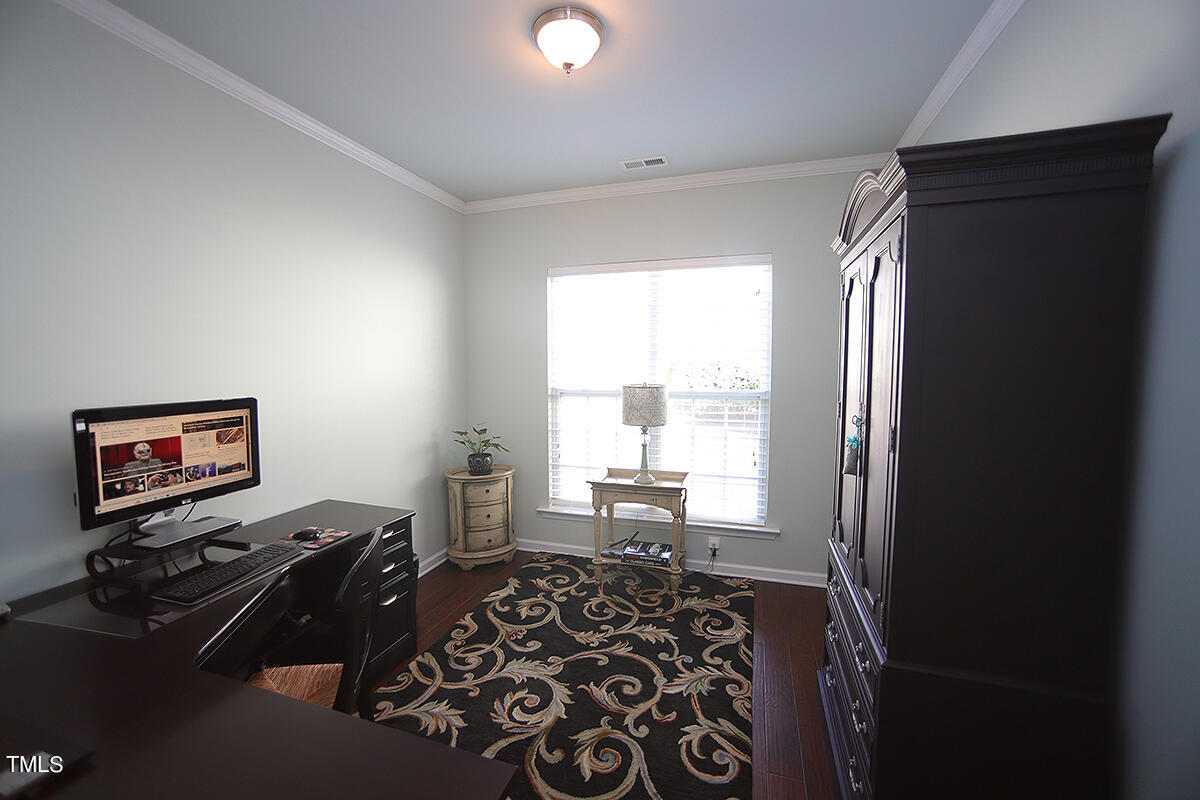 512 Clarenbridge Drive