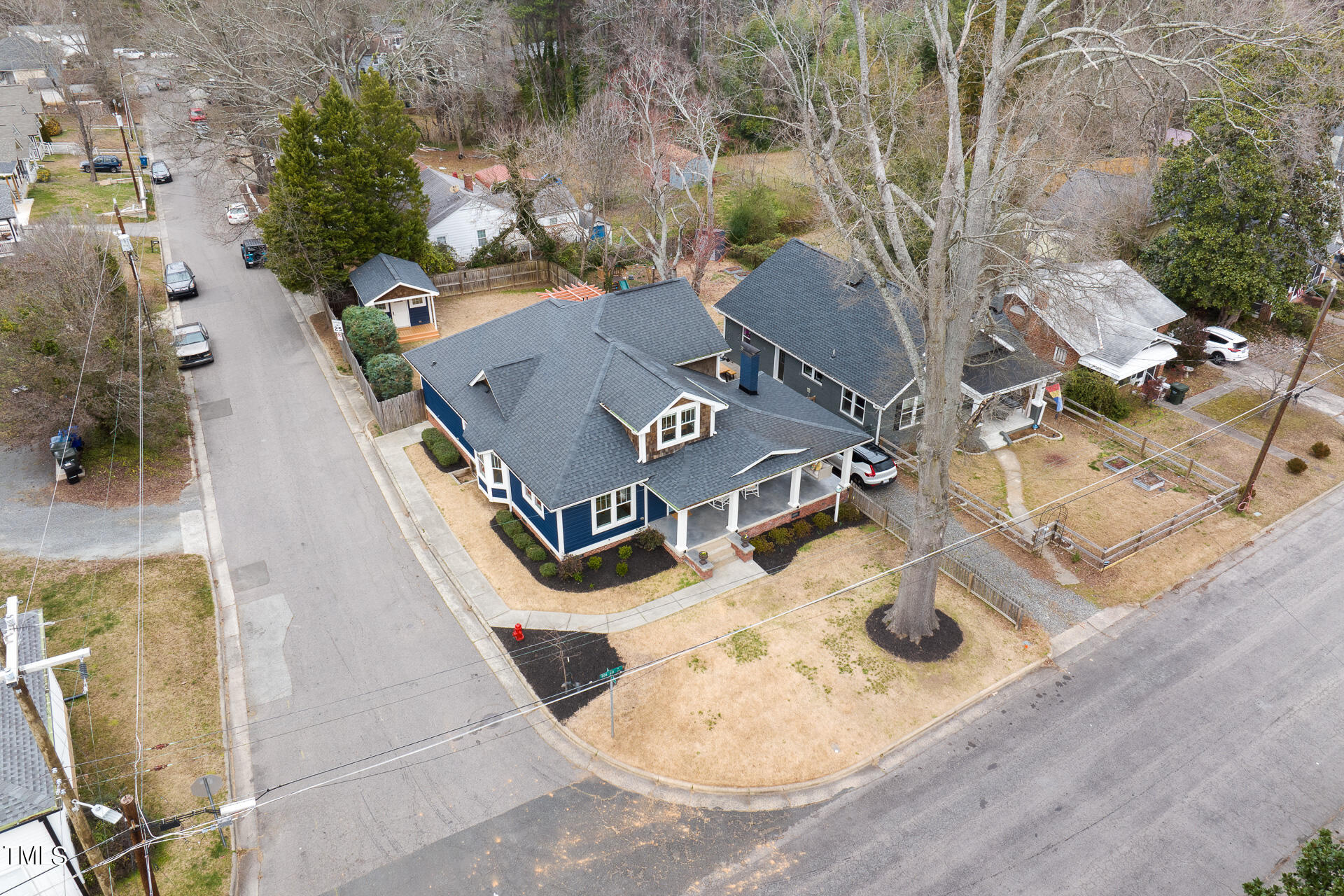 401 Bon Air Avenue